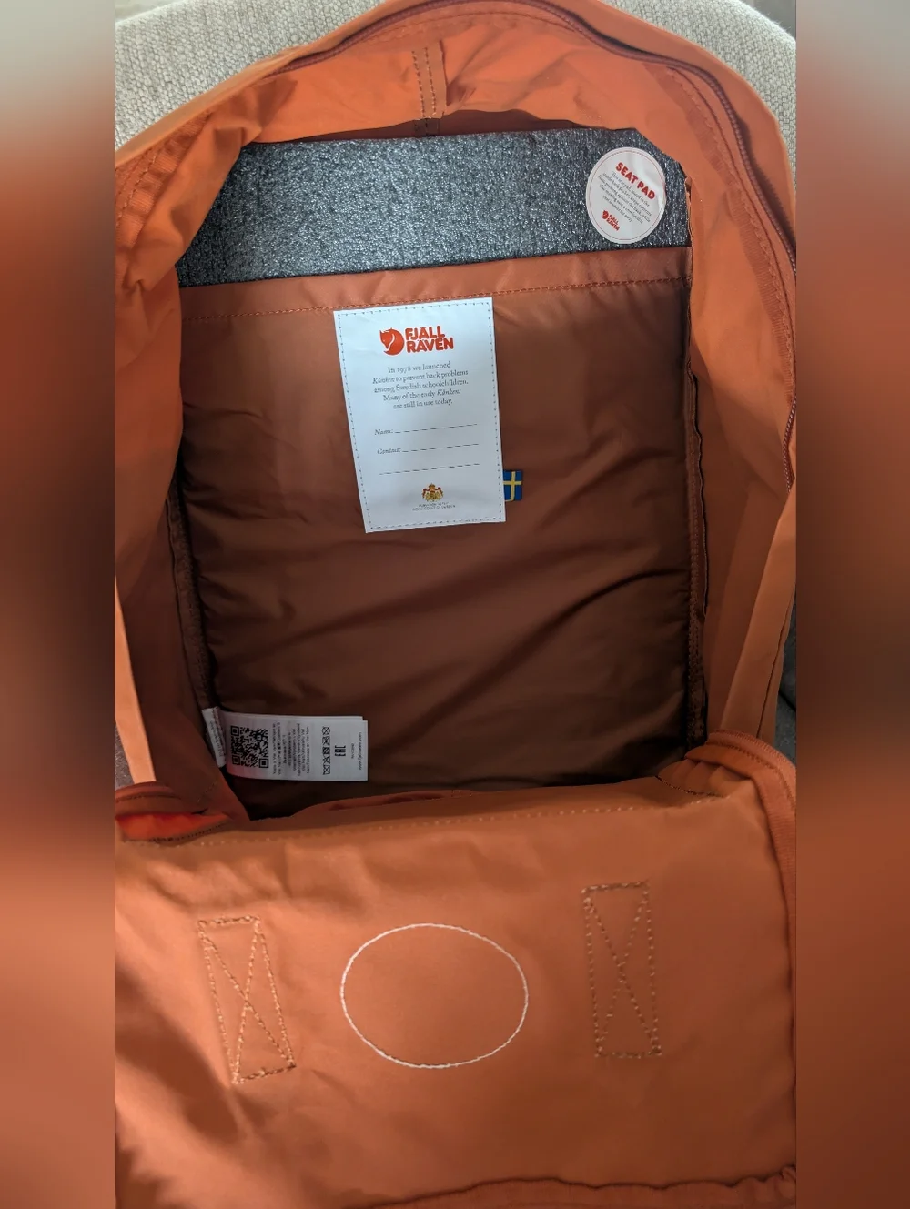 Fjallraven Kånken Orange Men's Backpack NWOT